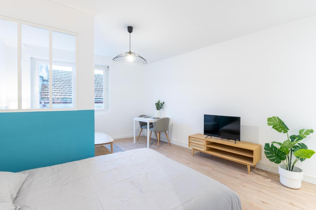 H S H Conciergerie Dax Apartment Екстериор снимка