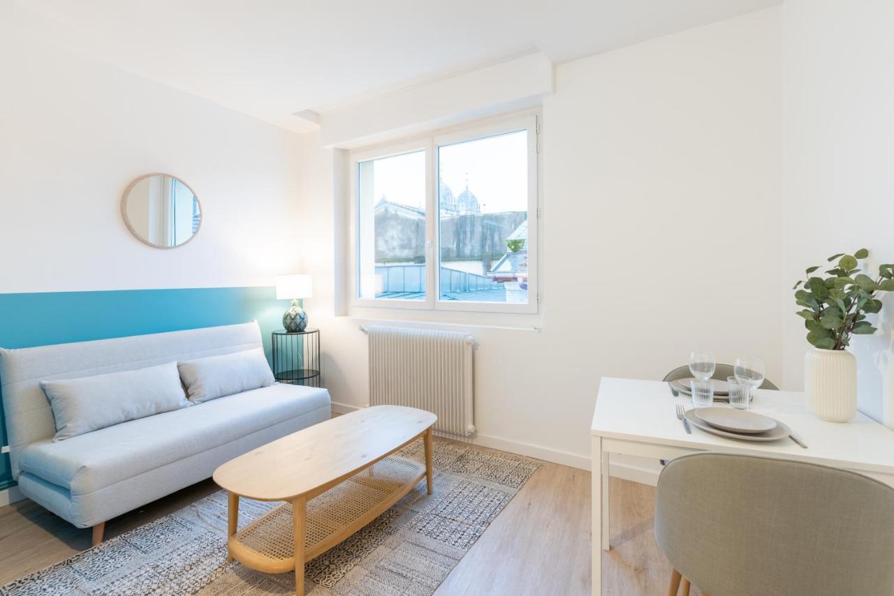 H S H Conciergerie Dax Apartment Екстериор снимка