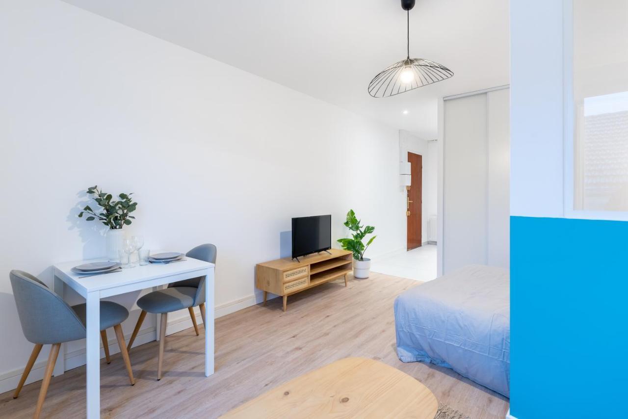H S H Conciergerie Dax Apartment Екстериор снимка